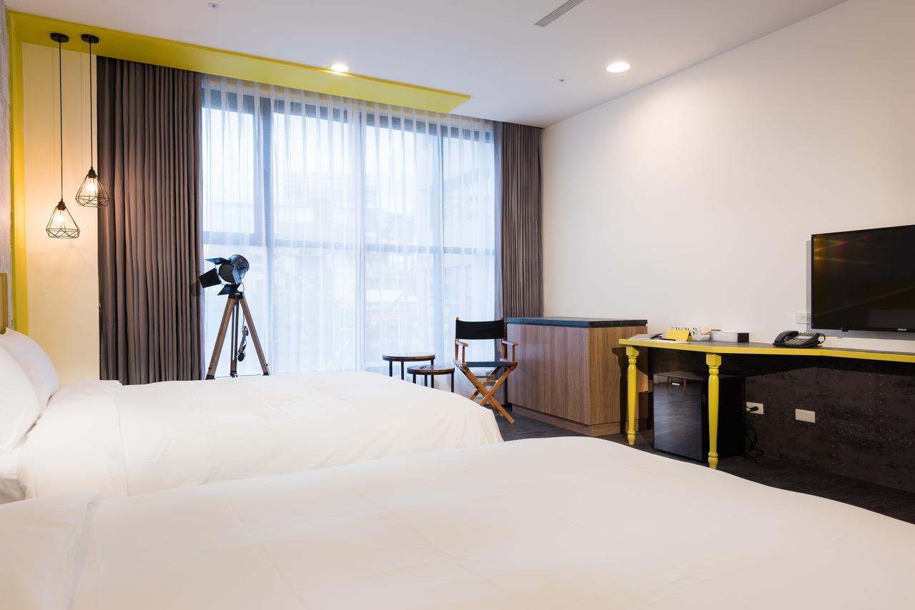 Hotel Half Taichung Luaran gambar